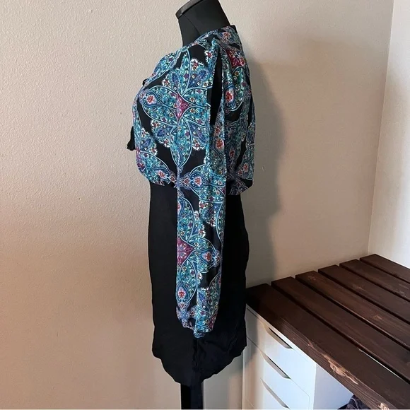 ✨ Nicole by Nicole Miller Cold Shoulder Dress Bold Paisley size 6 - Picture 2 of 7